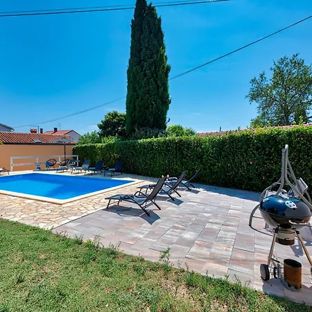 Hébergement de vacances Dante *