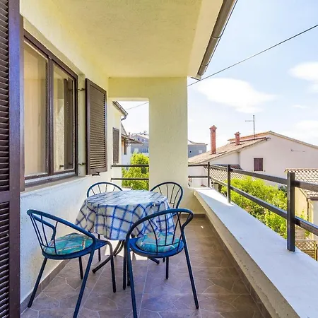 Holiday home Dante *